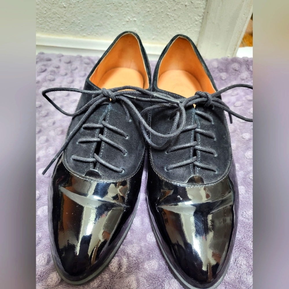 C. banner patent leather oxford shoes